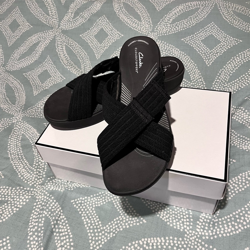 Clarks Cloud Steppers Women's Black Sandals